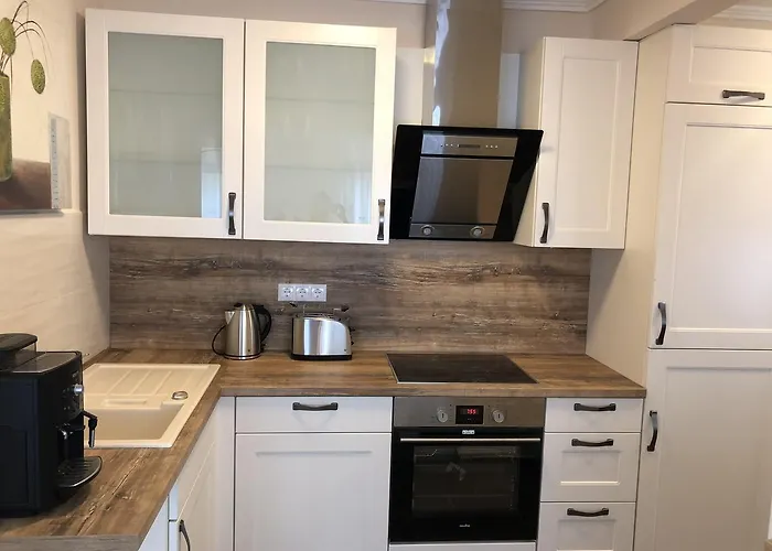 Leiner Apartman